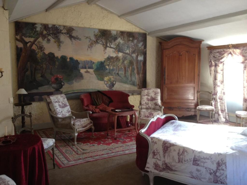 Bed and Breakfast Domaine De Rennebourg Saint Denis Du Pin Exterior foto